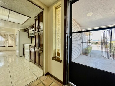 1852 Jack Nicklaus Dr, El Paso, TX 79935 - photo 5