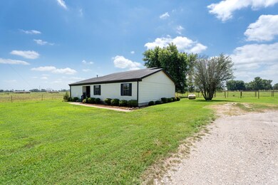 436039 E 320 Rd, Big Cabin, OK 74332 - photo 2
