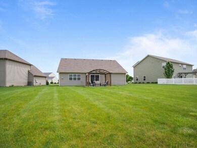 8113 Abernathy Ct, Fort Wayne, IN 46835 - photo 2