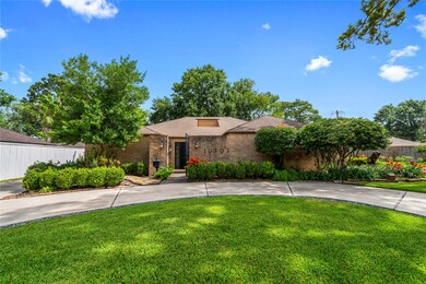 10202 Briar Rose Dr, Houston, TX 77042 - photo 3