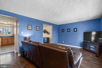 7164 Stag Horn Path, Columbia, MD 21045 - photo 5