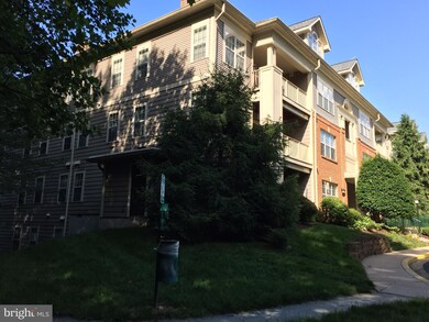 137 Timberbrook Ln unit 101, Gaithersburg, MD 20878 - photo 3