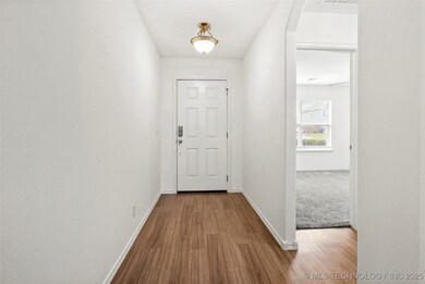 8872 S 256th East Ave, Broken Arrow, OK 74014 - photo 6