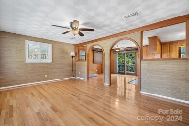 3434 38th Street Dr NE, Hickory, NC 28601 - photo 3