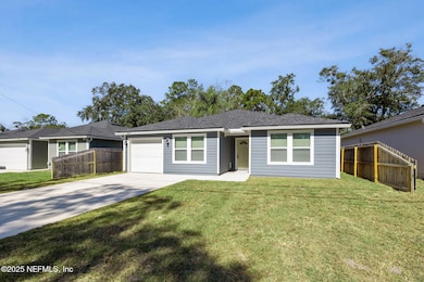 8655 Nussbaum Dr, Jacksonville, FL 32210 - photo 3