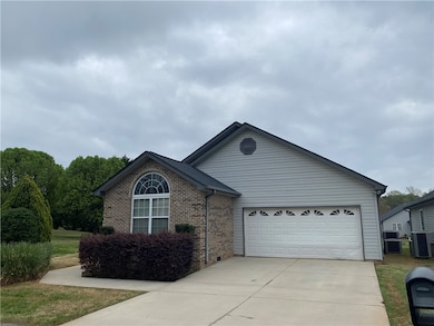 1322 Cobbs Glen Dr, Anderson, SC 29621 - photo 2