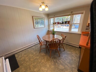 18 Carlisle Ave, Turners Falls, MA 01376 - photo 7