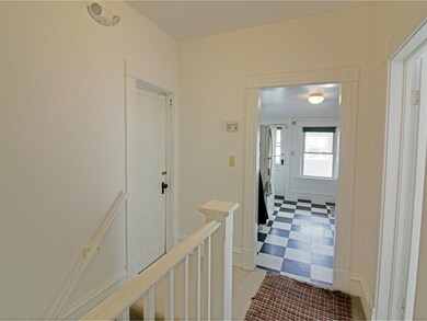 18 Clarke St unit 3, Burlington, VT 05401 - photo 2