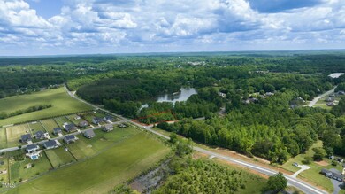 7-web-or-mls-464 W Lake Trail-7