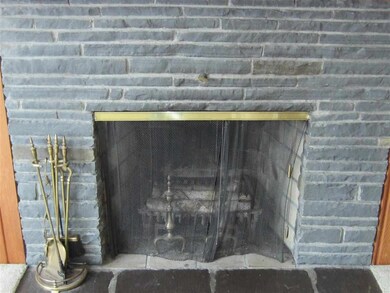 19 Sunset Dr, Delmar, NY 12054 - photo 3