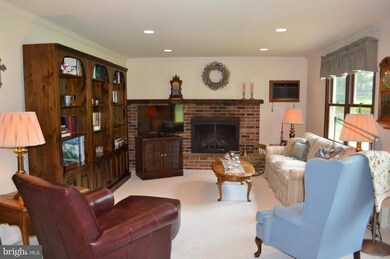 5204 Portsmouth Rd, Fairfax, VA 22032 - photo 6