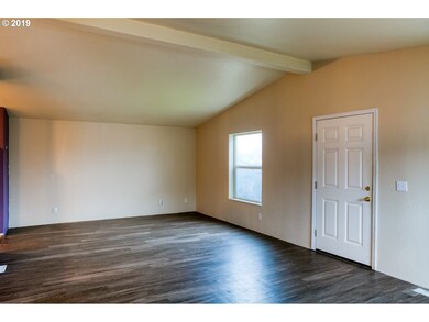 1307 Bramblewood Ln, Eugene, OR 97404 - photo 3
