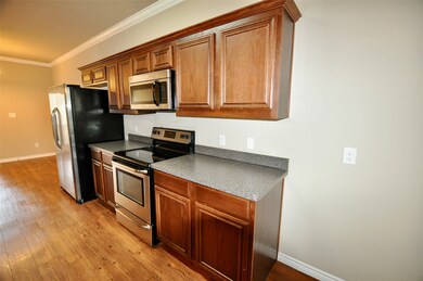 1142 Newcastle Dr, Weatherford, TX 76086 - photo 6