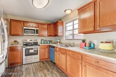 6331 Graves St, Jacksonville, FL 32210 - photo 7
