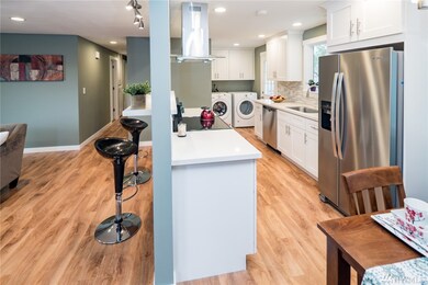 903 Center Rd, Everett, WA 98204 - photo 5