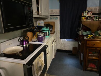 33 Fort Hill Ave, Old Orchard Beach, ME 04064 - photo 4