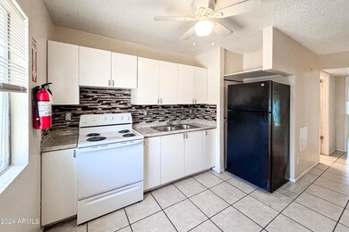 1753 E Harvard St unit 3, Phoenix, AZ 85006 - photo 7