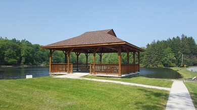 234 Apple Dr, Dingman Township, PA 18337 - photo 4