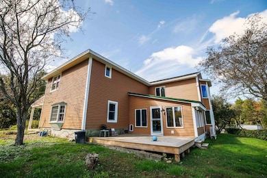 334 Deerfield Rd, Allenstown, NH 03275 - photo 6