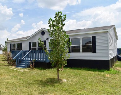 232 Latham Ln, Rhome, TX 76078 - photo 2