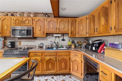 715 Broadway, Pawtucket, RI 02860 - photo 6