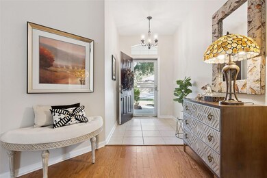 Foyer entryway w/ glass storm door