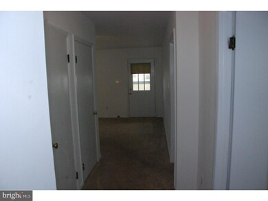 172 Elephant Rd unit 1, Dublin, PA 18917 - photo 4