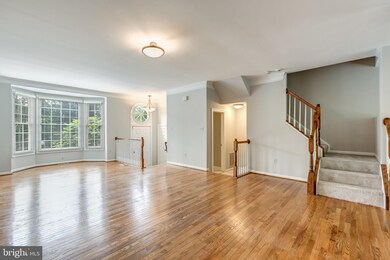 2206 Stefan Dr, Dunn Loring, VA 22027 - photo 6