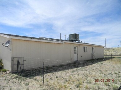 25537 N Catalina St, Paulden, AZ 86334 - photo 2