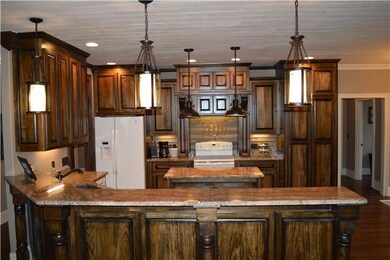 Another view of this fabulous kitchen