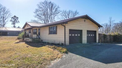 2639 Stubbs Bluff Rd, Knoxville, TN 37932 - photo 5