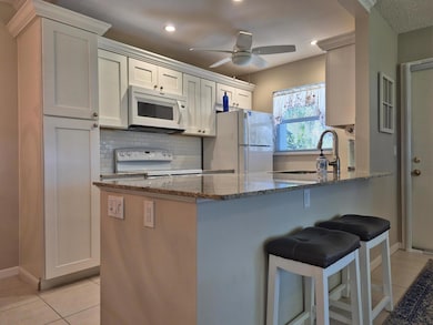 910 South Dr unit A, Delray Beach, FL 33445 - photo 6