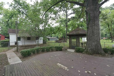 1005 Fairview Rd, Albany, GA 31705 - photo 4