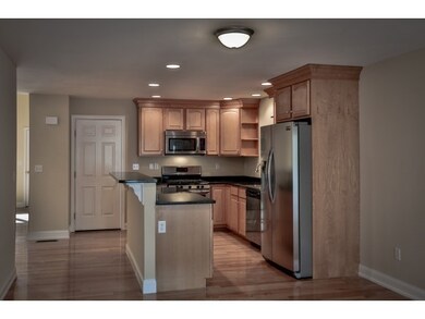 67 Trail Haven Dr unit 67, Londonderry, NH 03053 - photo 6