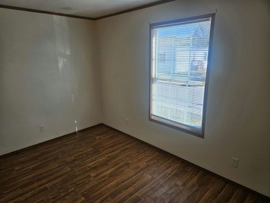 16031 Beech Daly Rd unit 4, Taylor, MI 48180 - photo 4