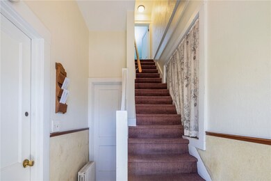 New carpet has been installed since photography wa