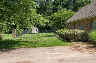 1038 E Broadwater Rd, Byram, MS 39212 - photo 5