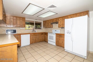 Kitchen (1)