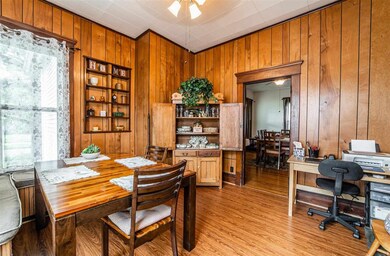 514 Wyatt Ave, Lincoln, IL 62656 - photo 6