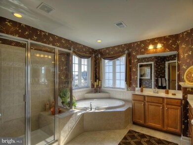 22575 Winding Woods Way, Clarksburg, MD 20871 - photo 6