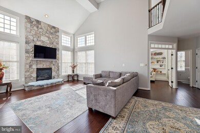 17044 Anns Brook Ct, Woodbridge, VA 22191 - photo 6