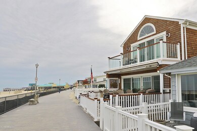 002_BoardWalk