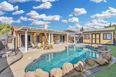 8069 Cornerstone Way, Citrus Heights, CA 95621 - photo 5