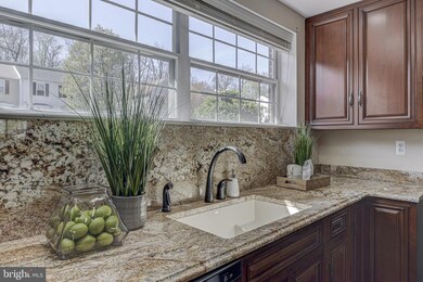 15013 Cherrywood Dr, Laurel, MD 20707 - photo 2