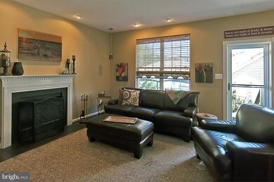 26170 Lands End Dr, Chantilly, VA 20152 - photo 7