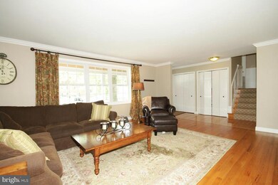 5144 Portsmouth Rd, Fairfax, VA 22032 - photo 4