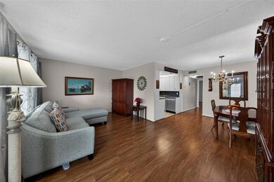 228 Grantham B unit 228, Deerfield Beach, FL 33442 - photo 4