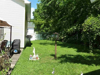 115 N Main St, Potosi, WI 53820 - photo 2