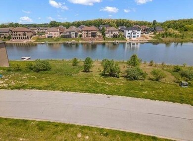 9280 Doubletree Dr S, Crown Point, IN 46307 - photo 3