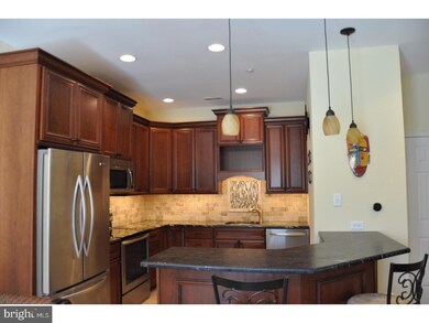 3305 Hemmingway Dr, North Wales, PA 19454 - photo 2